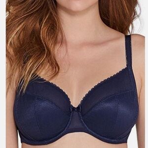 NWT Navy 36G / 36DDDD Parisian Plunge BRA CHANTELLE